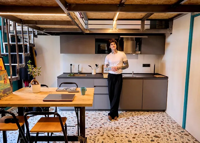 Madama Hostel & Bistrot Milano