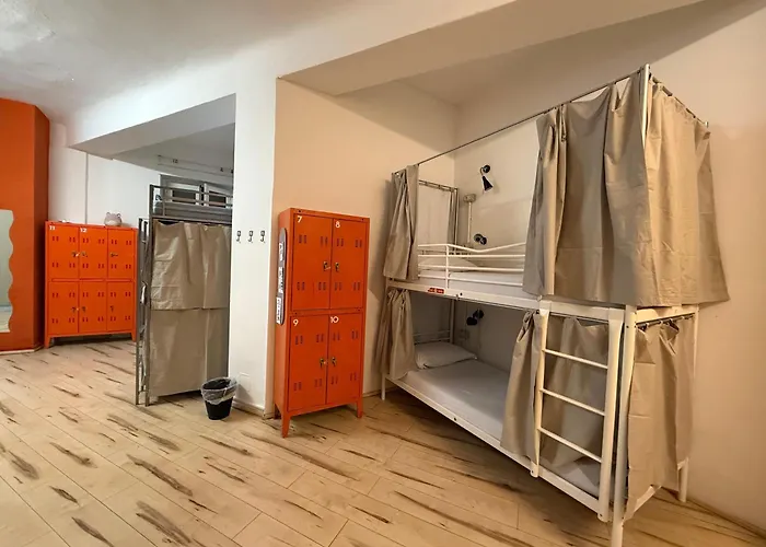 Quo Milano Hostel